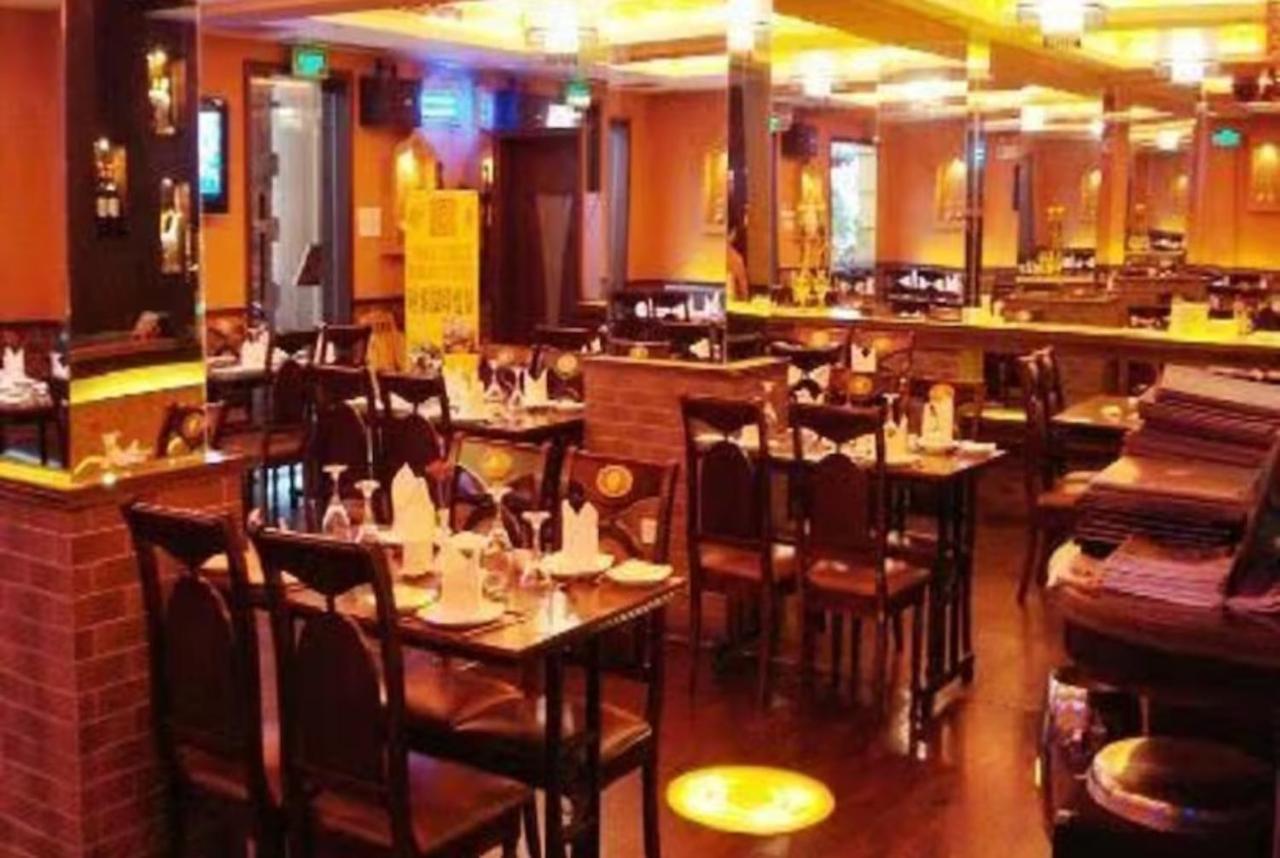 Goroomgo New Ashiyana Palace Varanasi Eksteriør billede