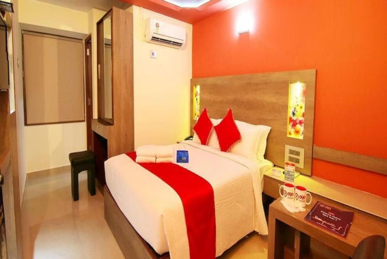 Goroomgo New Ashiyana Palace Varanasi Eksteriør billede